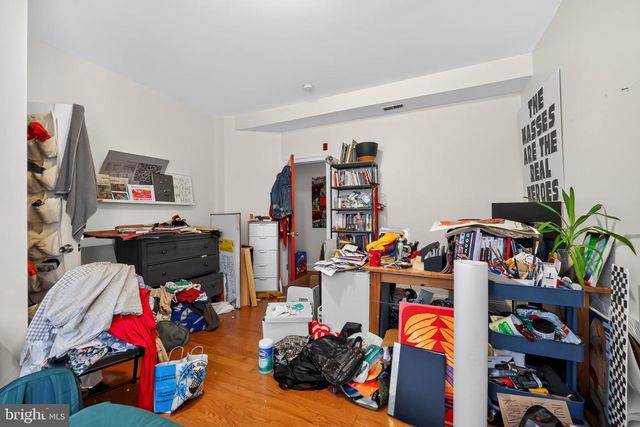 1900 W DIAMOND ST, Philadelphia, PA 19121
