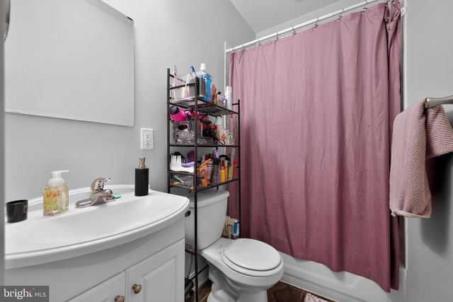 1900 W DIAMOND ST, Philadelphia, PA 19121