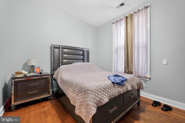 1900 W DIAMOND ST, Philadelphia, PA 19121