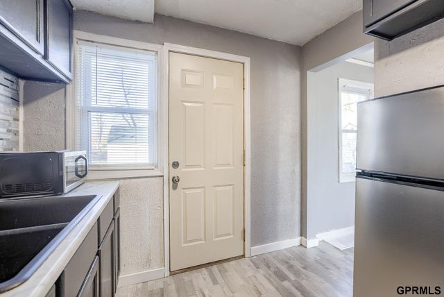 5818 N 24Th Street, Omaha, NE 68110