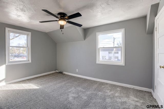 5818 N 24Th Street, Omaha, NE 68110