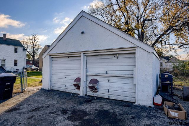 5818 N 24Th Street, Omaha, NE 68110