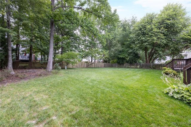 6021 Chestnut Hill Dr, Glen Allen, VA 23059