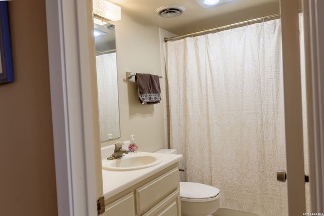 7701 Wurzbach Rd Apt 1801, San Antonio, TX 78229