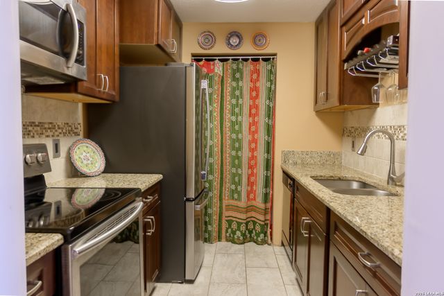 7701 Wurzbach Rd Apt 1801, San Antonio, TX 78229
