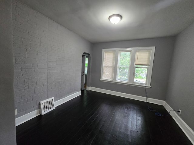 224 W 105th Place, Chicago, IL 60628