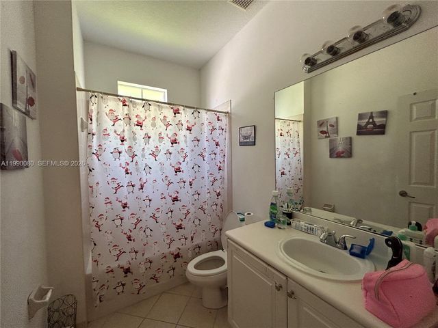 9227 SW 227th St 1, Cutler Bay, FL 33190
