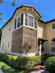 9227 SW 227th St 1, Cutler Bay, FL 33190