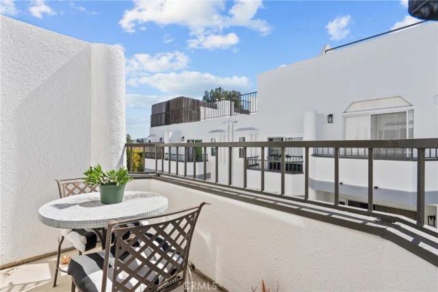 5010 Cahuenga Boulevard 107, North Hollywood, CA 91601