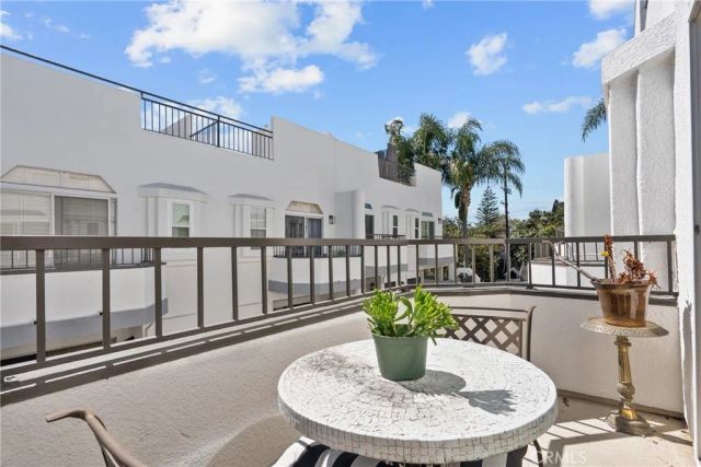 5010 Cahuenga Boulevard 107, North Hollywood, CA 91601