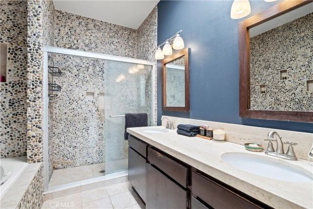 5010 Cahuenga Boulevard 107, North Hollywood, CA 91601