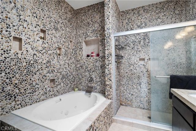 5010 Cahuenga Boulevard 107, North Hollywood, CA 91601