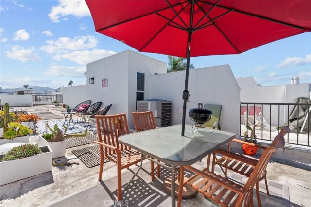 5010 Cahuenga Boulevard 107, North Hollywood, CA 91601