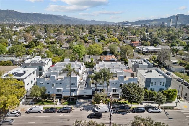 5010 Cahuenga Boulevard 107, North Hollywood, CA 91601