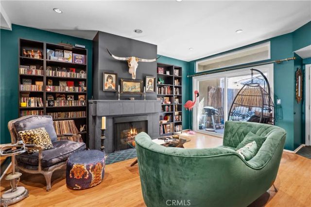 5010 Cahuenga Boulevard 107, North Hollywood, CA 91601