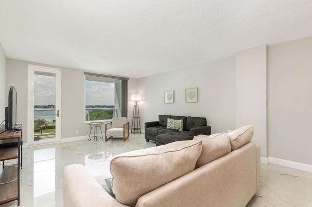3450 S Ocean Boulevard 4270, Palm Beach, FL 33480