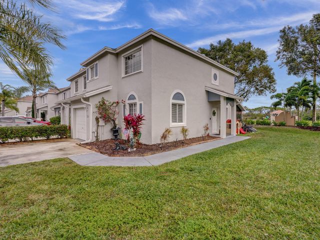 1488 SW 47th Avenue, Deerfield Beach, FL 33442