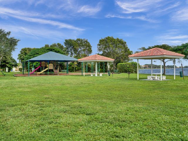 1488 SW 47th Avenue, Deerfield Beach, FL 33442