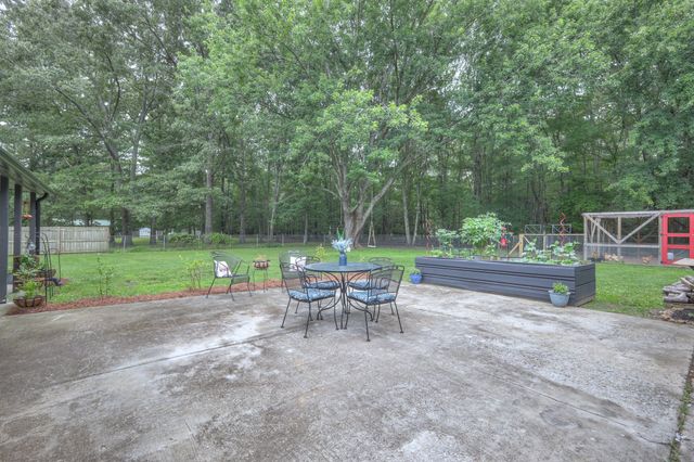 1104 Remington Pl, Manchester, TN 37355