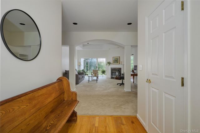 85 Roosevelt Drive, Poughquag, NY 12570