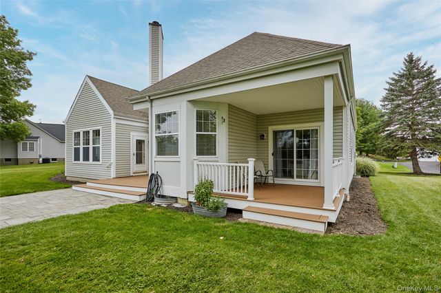 85 Roosevelt Drive, Poughquag, NY 12570