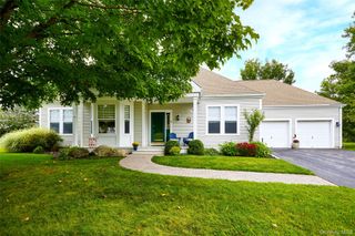 85 Roosevelt Drive, Poughquag, NY 12570