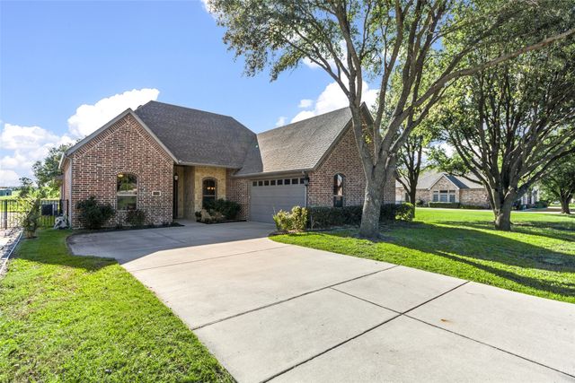3014 Preston Club Drive, Sherman, TX 75092
