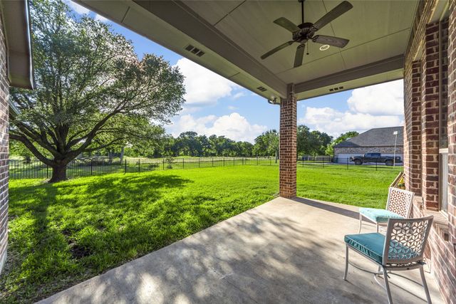 3014 Preston Club Drive, Sherman, TX 75092