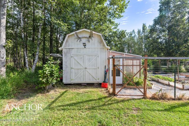 5173 E Brumage Drive, Wasilla, AK 99654