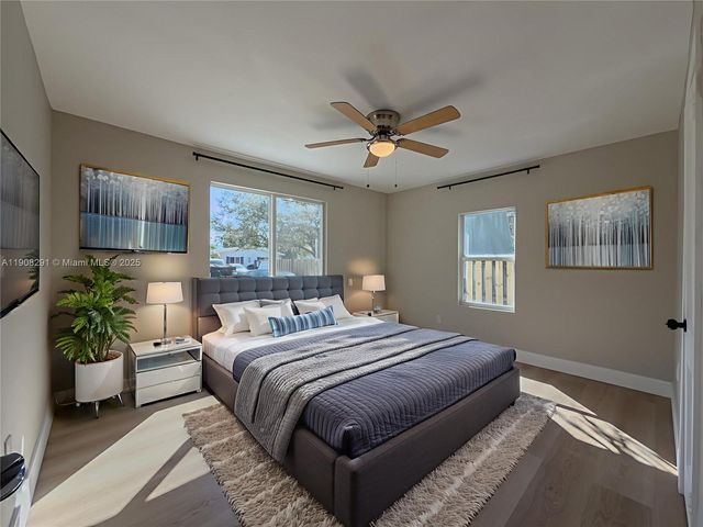 1813 SW 10th St, Fort Lauderdale, FL 33312