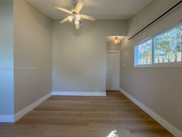 1813 SW 10th St, Fort Lauderdale, FL 33312