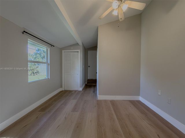 1813 SW 10th St, Fort Lauderdale, FL 33312