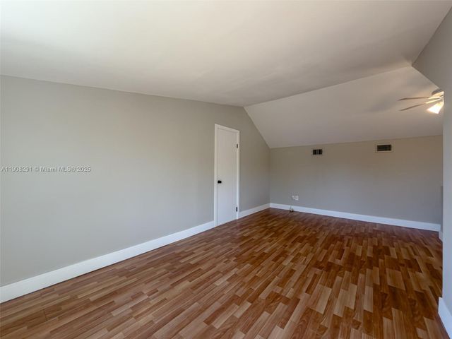 1813 SW 10th St, Fort Lauderdale, FL 33312