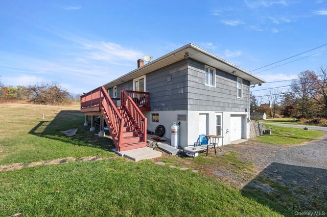 317 Lattintown Road, Marlboro, NY 12542