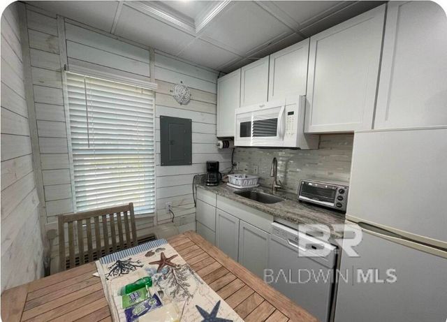 200 E Beach Boulevard 303, Gulf Shores, AL 36542