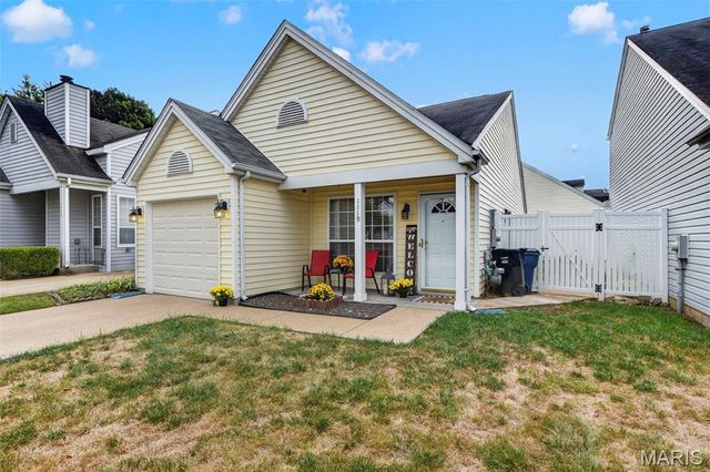 1119 Liberty Gardens Court, Florissant, MO 63031
