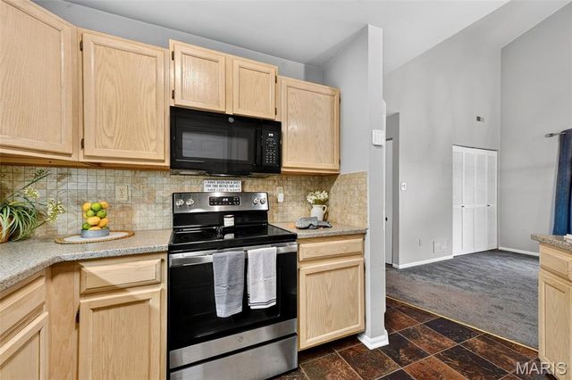 1119 Liberty Gardens Court, Florissant, MO 63031