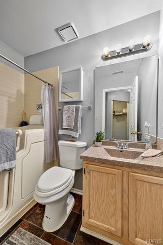 1119 Liberty Gardens Court, Florissant, MO 63031
