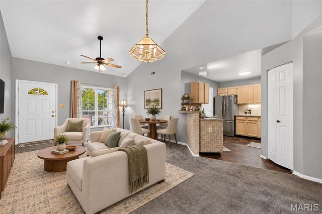 1119 Liberty Gardens Court, Florissant, MO 63031