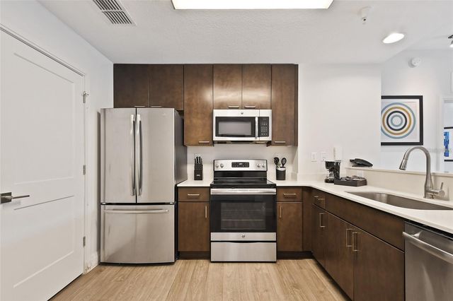 14501 GROVE RESORT AVENUE 2527, Winter Garden, FL 34787