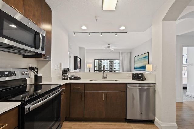 14501 GROVE RESORT AVENUE 2527, Winter Garden, FL 34787