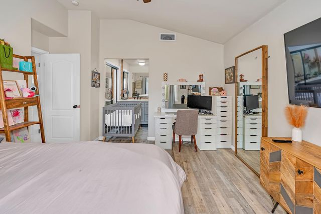 7502 N Trellis Circle, Fresno, CA 93720