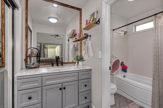 7502 N Trellis Circle, Fresno, CA 93720