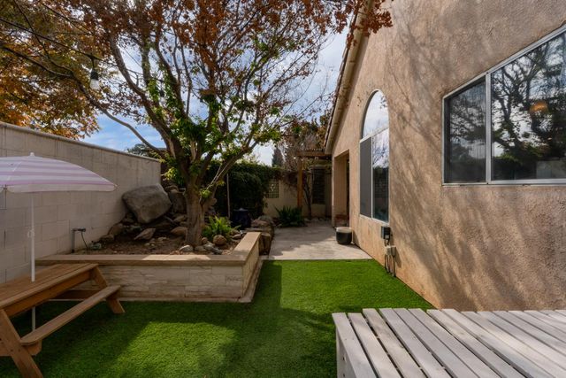 7502 N Trellis Circle, Fresno, CA 93720