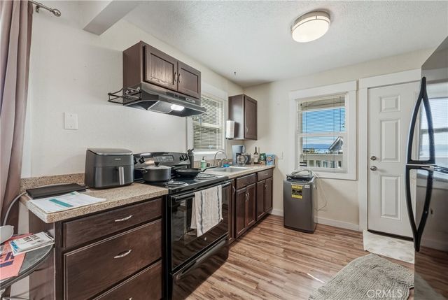 4550 Lakeshore, Lakeport, CA 95453