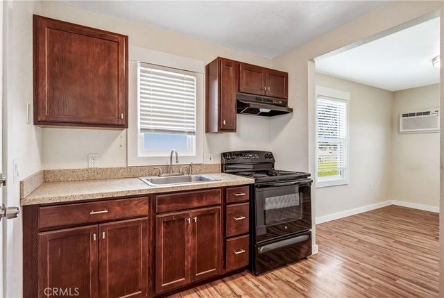 4550 Lakeshore, Lakeport, CA 95453
