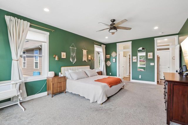 716 Kenseth Way, Cambridge, WI 53523