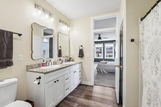 716 Kenseth Way, Cambridge, WI 53523