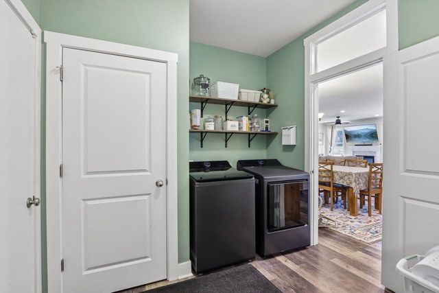 716 Kenseth Way, Cambridge, WI 53523