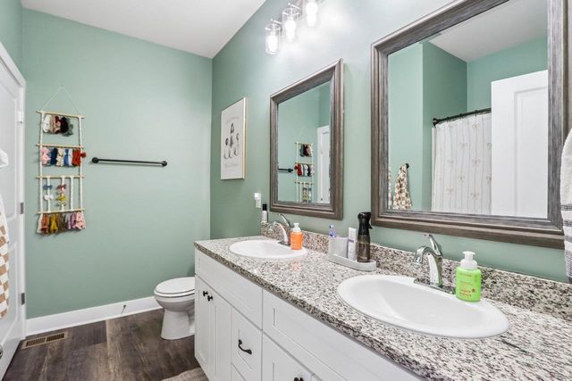 716 Kenseth Way, Cambridge, WI 53523